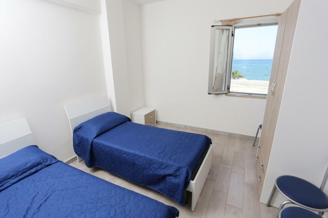 Camping Lido Di Salerno Pontecagnano Faiano Exterior foto